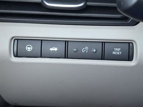 Used 2025 Nissan Altima 2.5 SL image 14