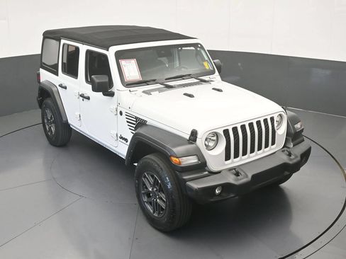 Used 2024 Jeep Wrangler Unlimited Sport AWD/4WD image 49