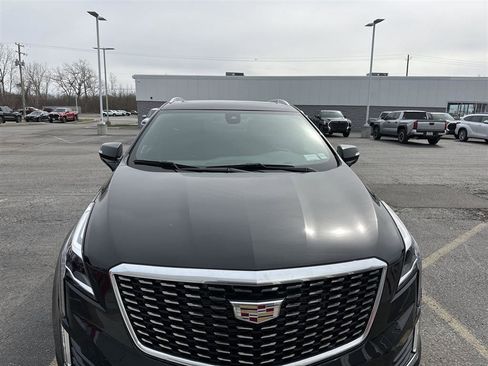 Used 2024 Cadillac XT5 Premium Luxury image 5