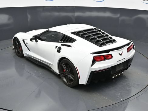 Used 2019 Chevrolet Corvette Stingray Coupe w/ Carbon Flash Badge Package RWD image 22