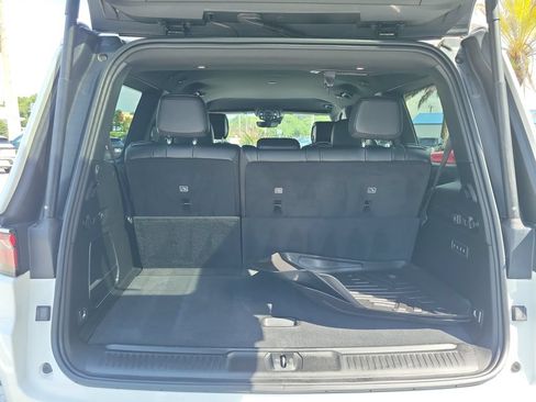 Used 2022 Jeep Wagoneer Series III w/ Flexible Seating Group RWD image 11