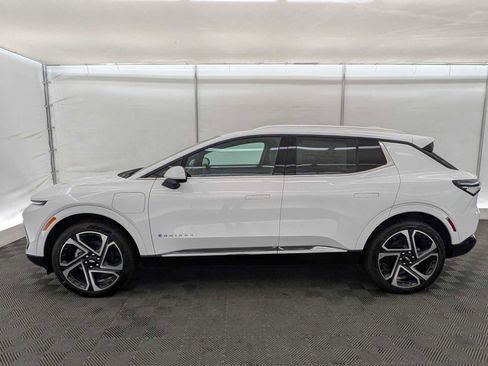 New 2026 Chevrolet Equinox EV LT image 3