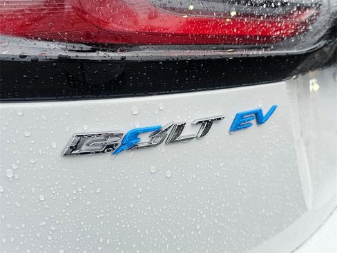 Used 2023 Chevrolet Bolt LT w/ Infotainment Package image 15