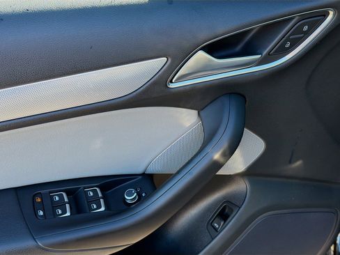 Used 2018 Audi Q3 2.0T Premium image 22