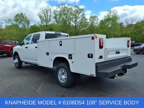New 2026 RAM 3500 Tradesman w/ Chrome Appearance Group A AWD/4WD image 5