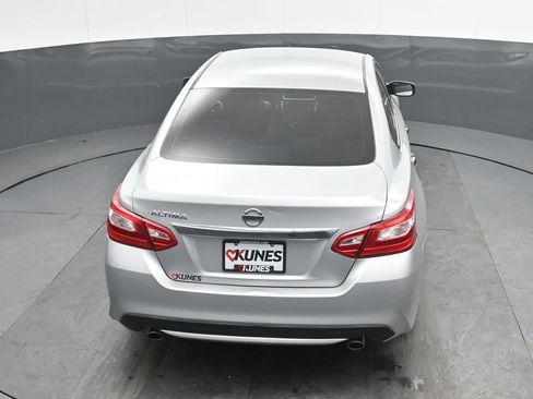 Used 2016 Nissan Altima 2.5 S w/ Power Driver Seat Package image 25