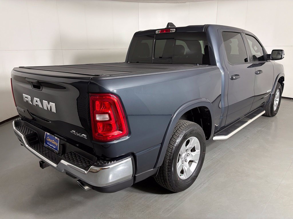 Used 2025 RAM 1500 Big Horn AWD/4WD image 8