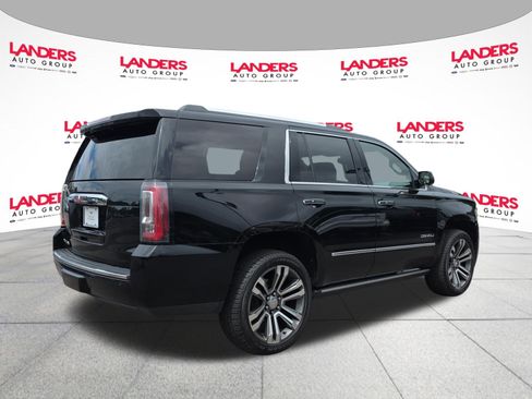 Used 2020 GMC Yukon Denali w/ Denali Premium Package AWD/4WD image 3