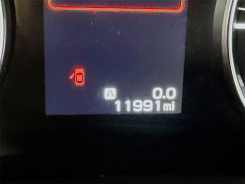 Certified 2025 Subaru Outback Limited XT image 5