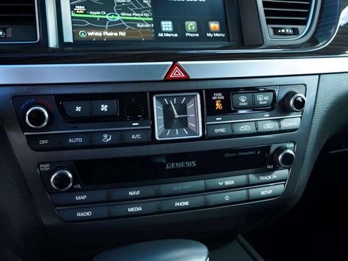 Used 2019 Genesis G80 3.8 image 36