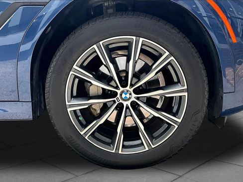 Used 2022 BMW X6 xDrive40i w/ M Sport Package AWD/4WD image 10