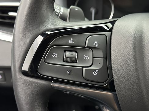 Used 2024 Buick Enclave Premium image 14