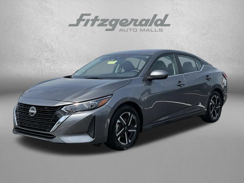 Used 2024 Nissan Sentra SV FWD image 2