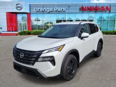 New 2026 Nissan Rogue SV FWD image 4