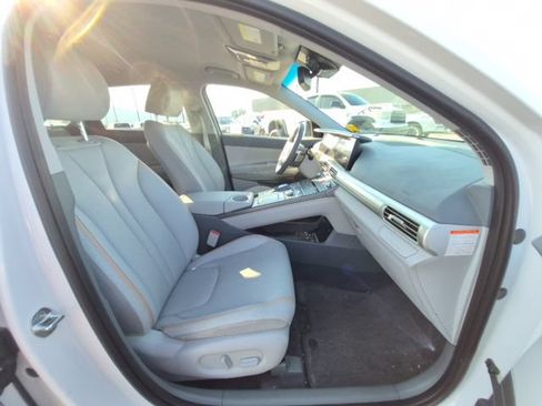 Used 2022 Hyundai Nexo Blue FWD image 19