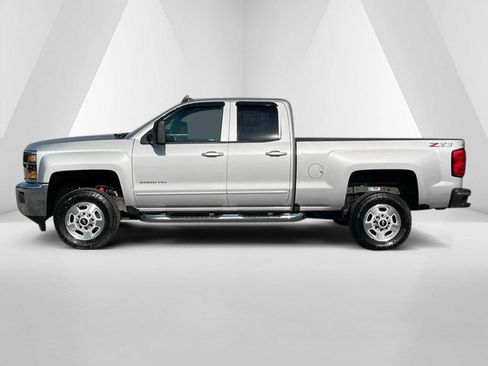 Used 2018 Chevrolet Silverado 2500 LT w/ All Star Edition image 4