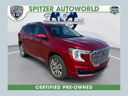 Used 2024 GMC Terrain Denali w/ LPO, Floor Liner Package AWD/4WD image 1