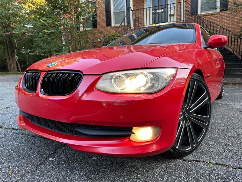 Used 2011 BMW 328i Convertible RWD image 2