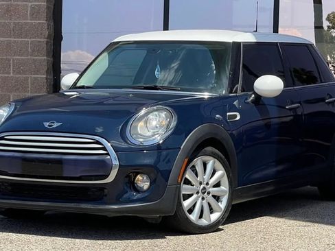 Used 2015 MINI Cooper 4-Door Hardtop image 3