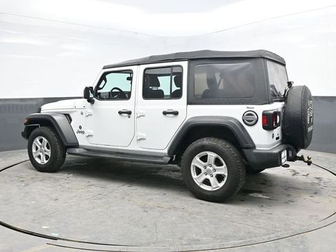 Used 2018 Jeep Wrangler Unlimited Sport image 4