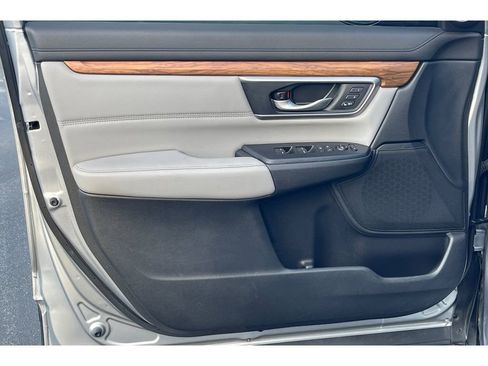 Certified 2020 Honda CR-V Touring image 11