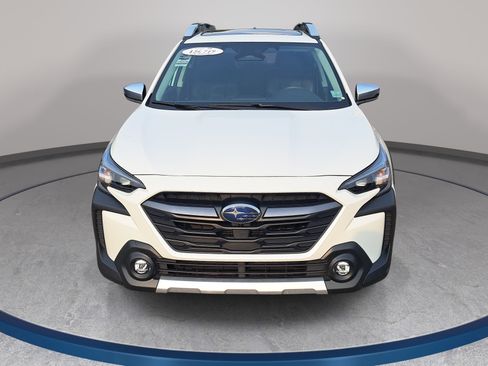 Used 2025 Subaru Outback Touring XT w/ Popular Package #2 AWD/4WD image 2