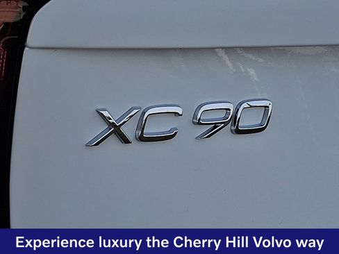 New 2026 Volvo XC90 T8 Plus w/ Protection Package Premier AWD/4WD image 17