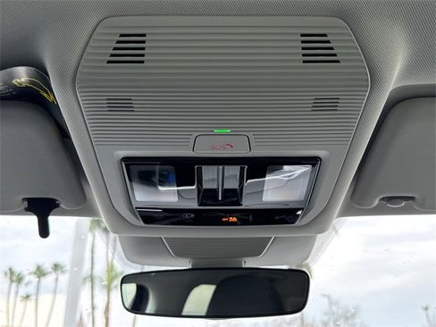 New 2026 Volkswagen Tiguan SE image 35