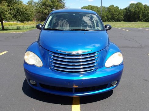 Used 2006 Chrysler PT Cruiser Limited FWD image 3