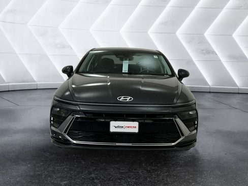 Used 2024 Hyundai Sonata SEL FWD image 2