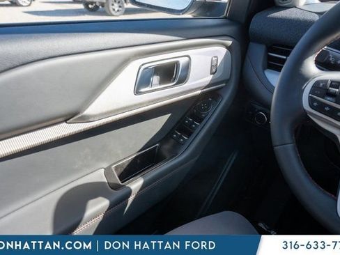 New 2026 Ford Explorer Active image 16