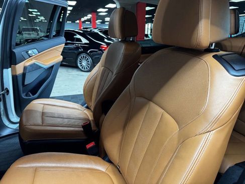Used 2020 BMW X7 xDrive40i w/ Premium Package image 45