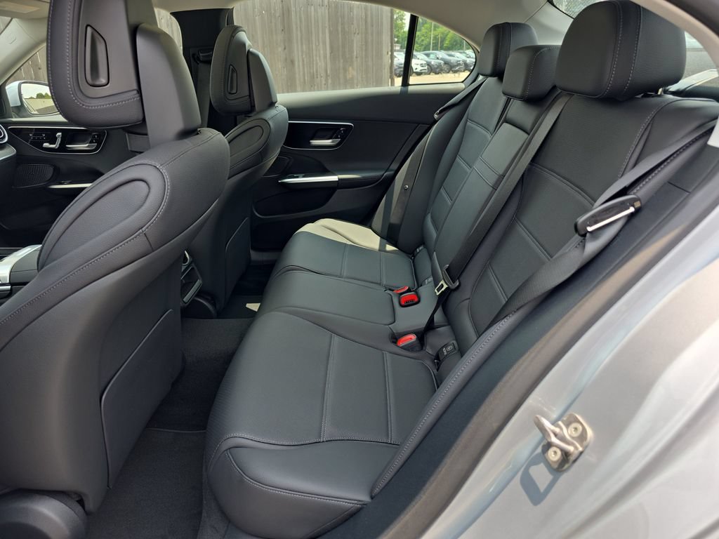 Used 2026 Mercedes-Benz C 300 4MATIC Sedan image 12