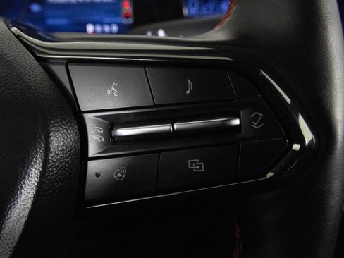 Certified 2024 Chevrolet Equinox EV RS FWD image 29