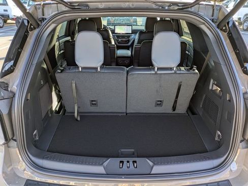 New 2026 Ford Explorer ST-Line w/ ST-Line Street Pack image 12