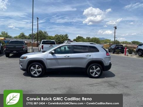 Used 2019 Jeep Cherokee Limited AWD/4WD image 5