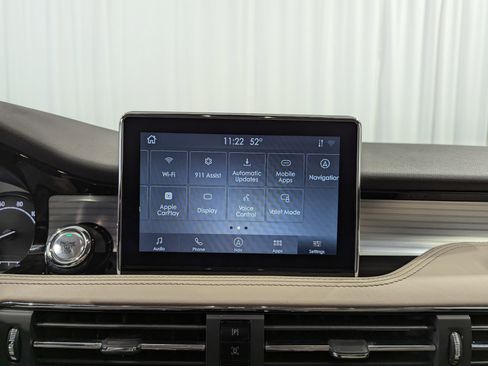 Used 2022 Lincoln Corsair AWD w/ Equipment Group 101A image 21