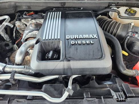 Used 2023 GMC Sierra 1500 AT4 image 29