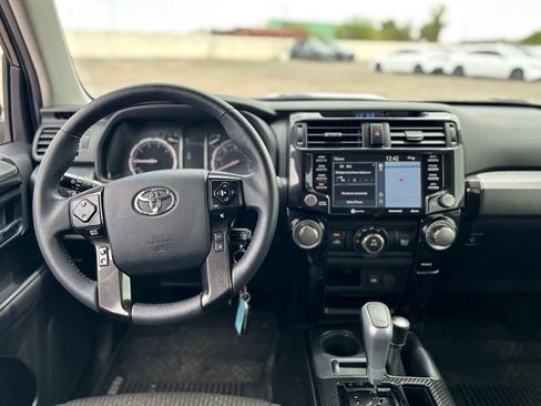 Used 2021 Toyota 4Runner TRD Off-Road image 17