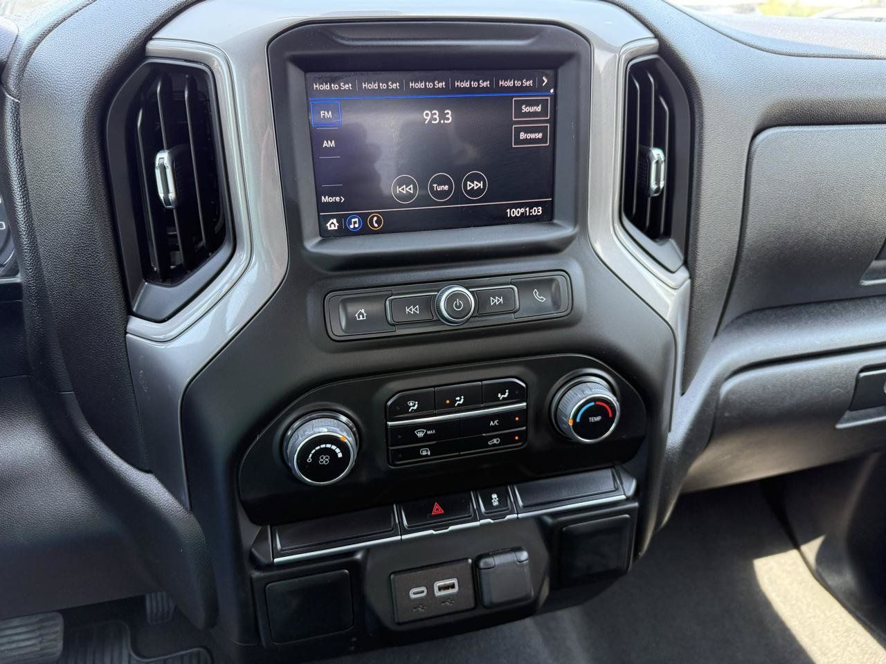 Used 2023 Chevrolet Silverado 2500 Custom AWD/4WD image 28