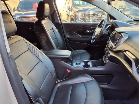 Used 2022 GMC Terrain AT4 image 26