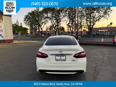 Used 2018 Nissan Altima 2.5 SR w/ SR Special Edition FWD image 5