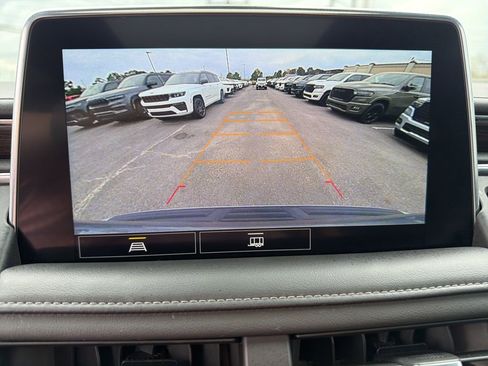 Used 2021 Chevrolet Tahoe Z71 w/ Rear Media and Nav Package image 45