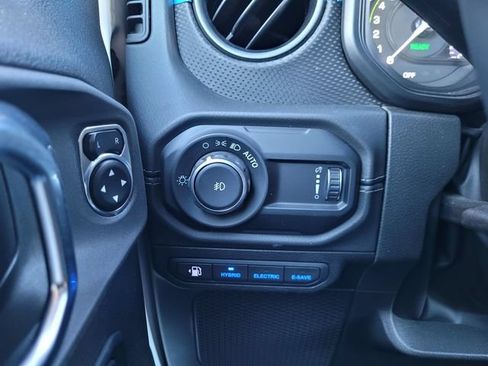 Certified 2025 Jeep Wrangler Unlimited Rubicon 4xe w/ Safety Group AWD/4WD image 14