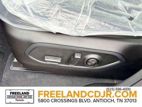 New 2025 Jeep Grand Cherokee L Altitude AWD/4WD image 21
