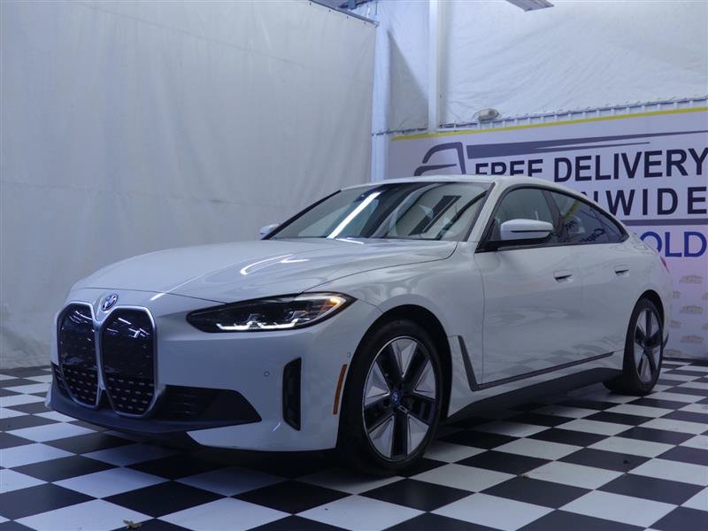 Used 2023 BMW i4 eDrive35 w/ Premium Package RWD image 4
