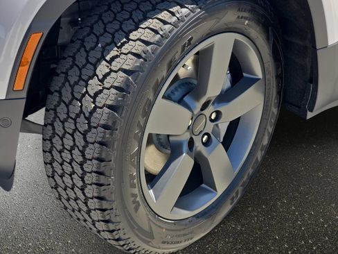 New 2026 Land Rover Defender 130 S AWD/4WD image 34