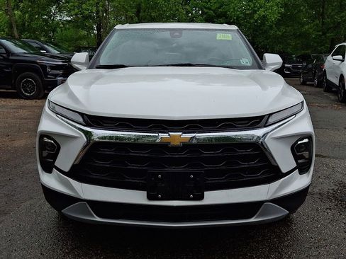 Used 2023 Chevrolet Blazer LT w/ Driver Confidence Package AWD/4WD image 2