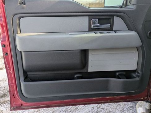 Used 2013 Ford F150 XLT w/ Luxury Equipment Group image 12