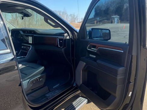 Used 2023 GMC Sierra 1500 Denali image 30